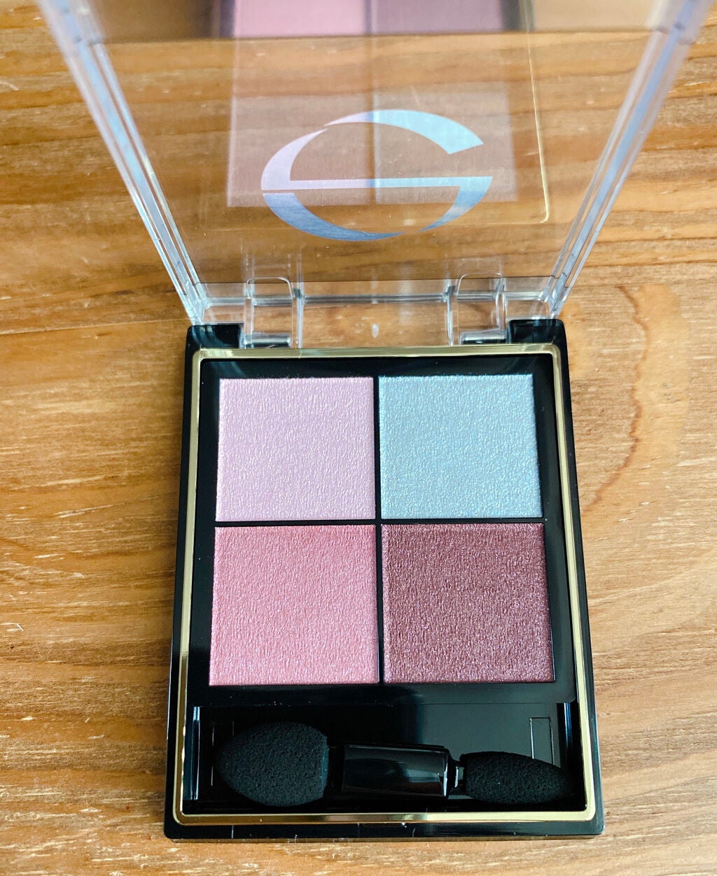 リアルクローズシャドウ/excel/アイシャドウパレットを使ったクチコミ(2枚目)