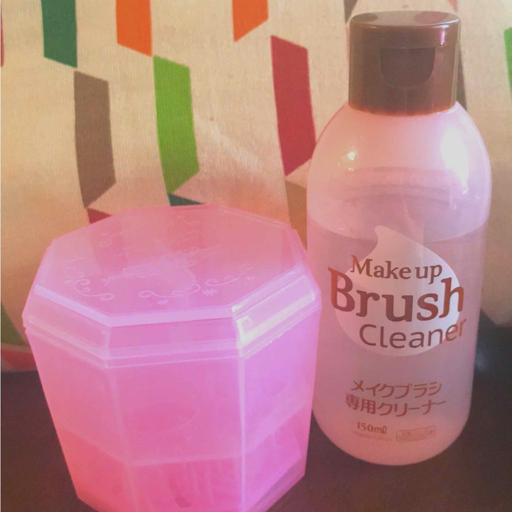 メイクブラシ専用クリーナー/DAISO/その他化粧小物を使ったクチコミ(1枚目)
