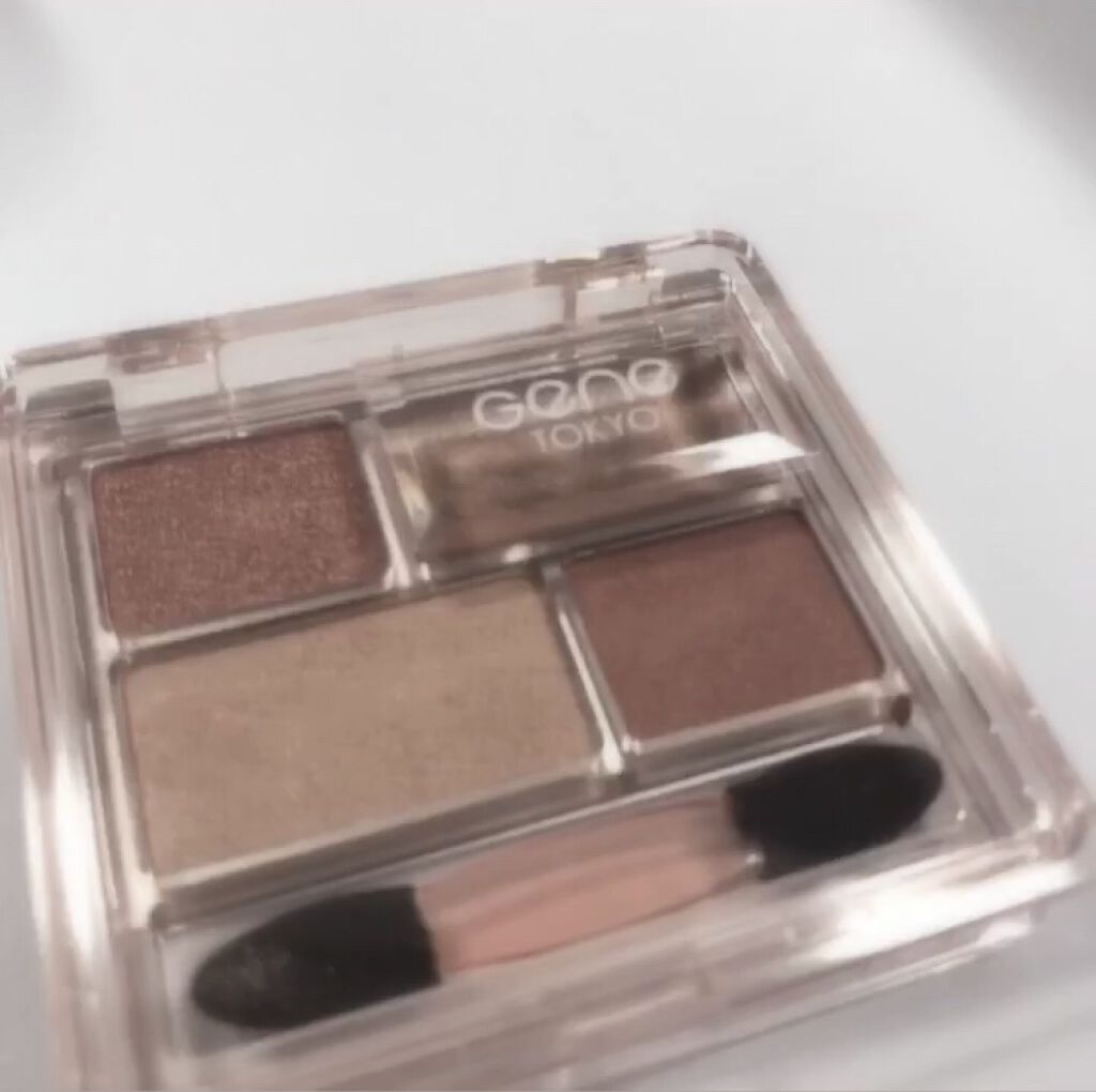 GENE TOKYO リラクシーアイシャドウ/DAISO/アイシャドウパレットを使ったクチコミ（2枚目）