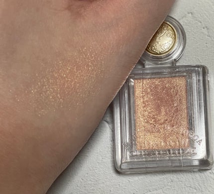 シャドーカスタマイズ/MAJOLICA MAJORCA/単色アイシャドウを使ったクチコミ(2枚目)