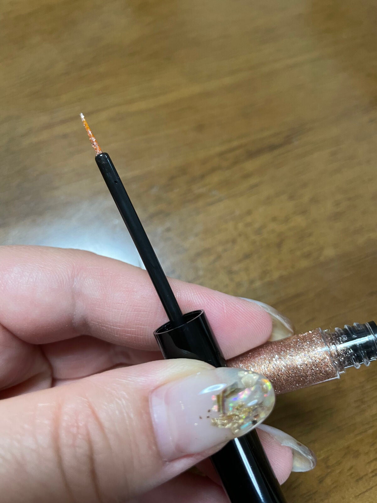 グリッターライナー(MFL リキッドアイシャドウ)/moitiful/グリッターを使ったクチコミ(2枚目)