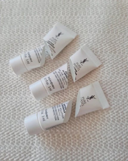 ピュアショット UV50/YVES SAINT LAURENT BEAUTE/日焼け止め・UVケアを使ったクチコミ(3枚目)