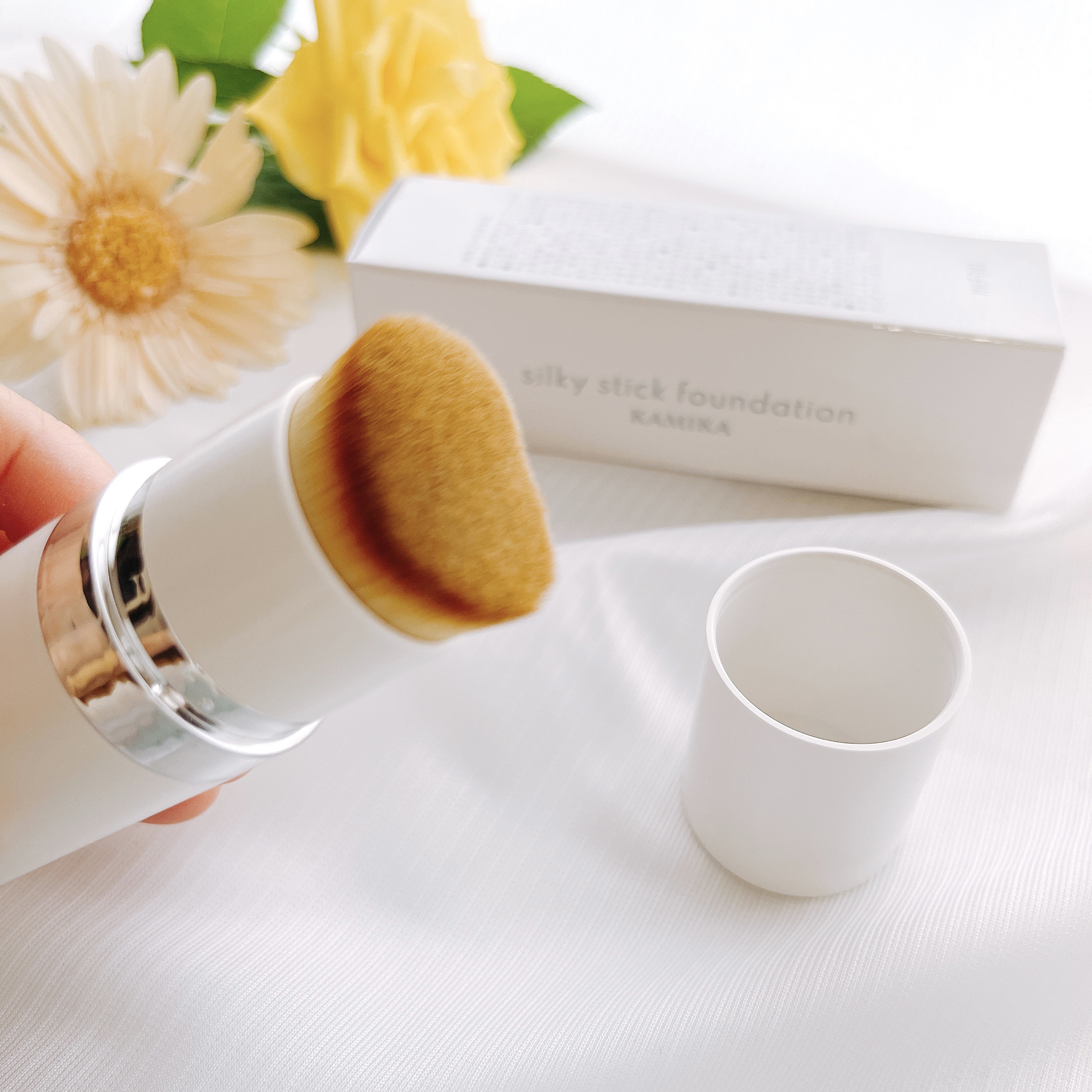 シルキースティックファンデーション/KAMIKA/その他ファンデーションを使ったクチコミ（3枚目）