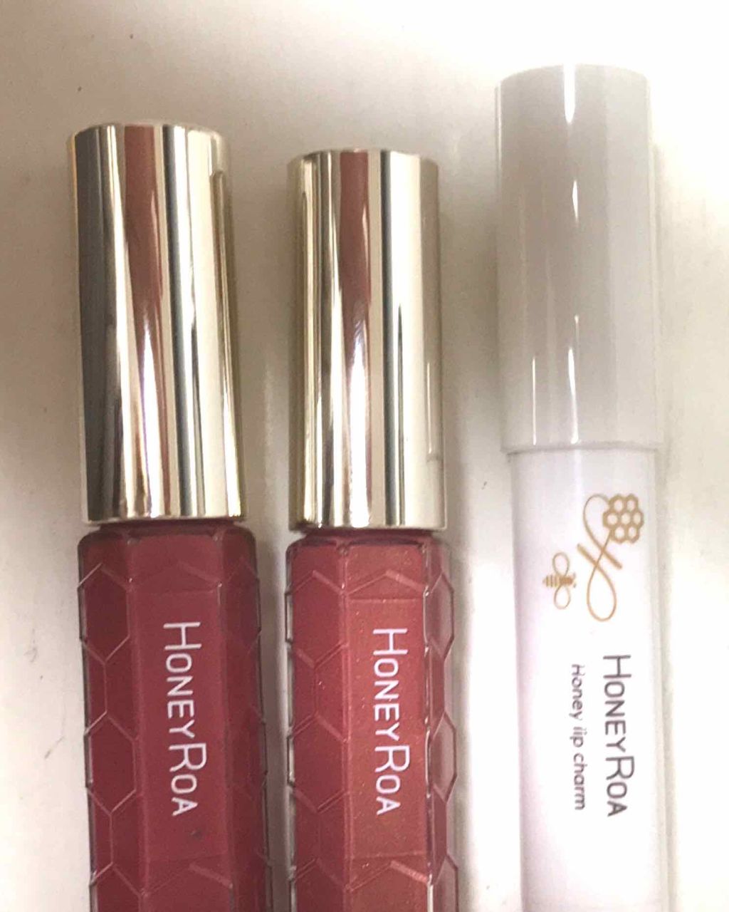 ハニーラスター r/ROAlív/リップグロスを使ったクチコミ(1枚目)