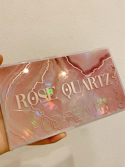 Rose Quartz eyeshadow palette/Huda Beauty/アイシャドウパレットを使ったクチコミ(1枚目)