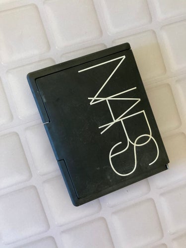 ライトリフレクティングセッティングパウダー　プレスト　N/NARS/プレストパウダーを使ったクチコミ（1枚目）