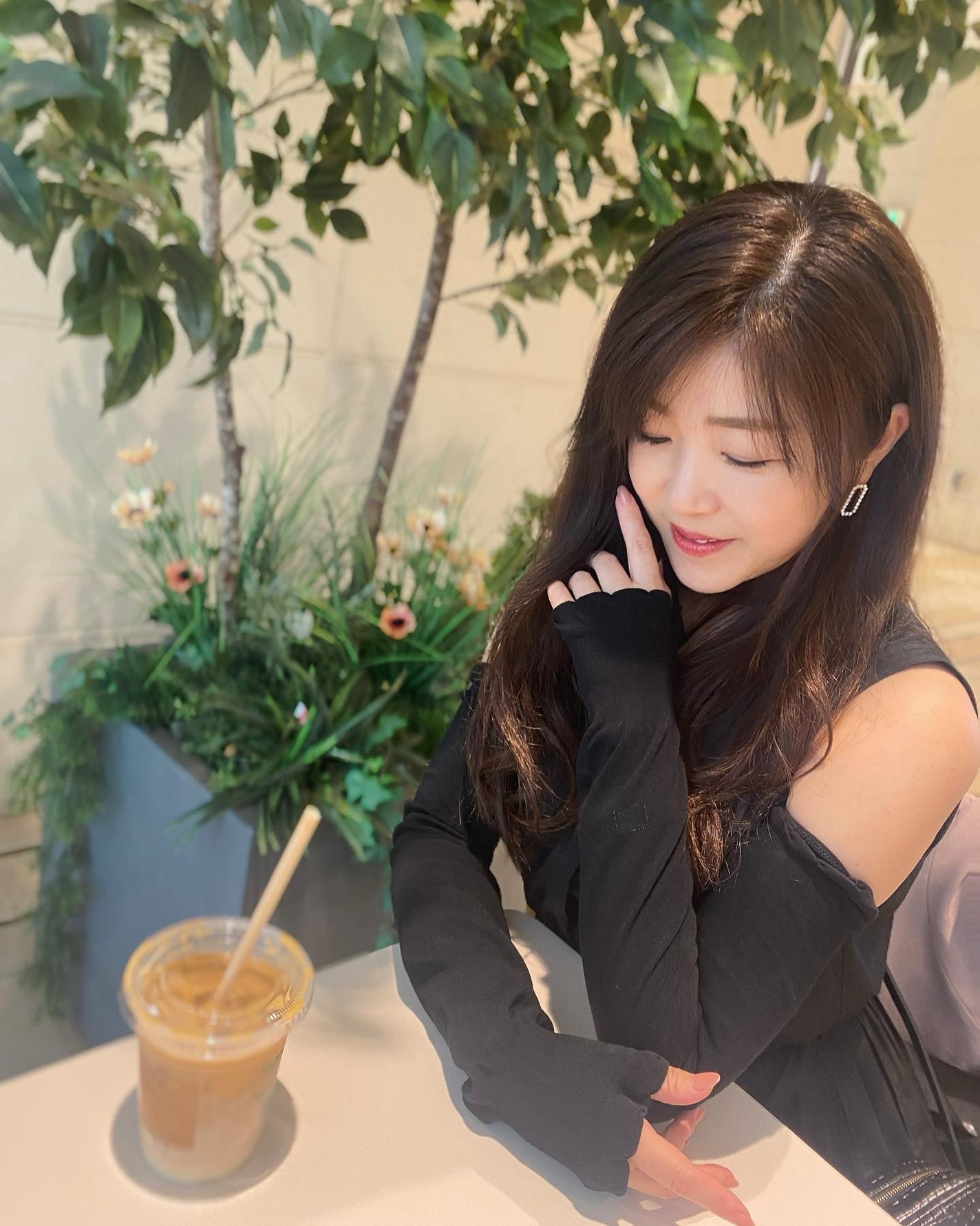 yocco on LIPS 「日差しが強くなってきましたね☀️半袖やノースリーブを着ることが..」(1枚目)