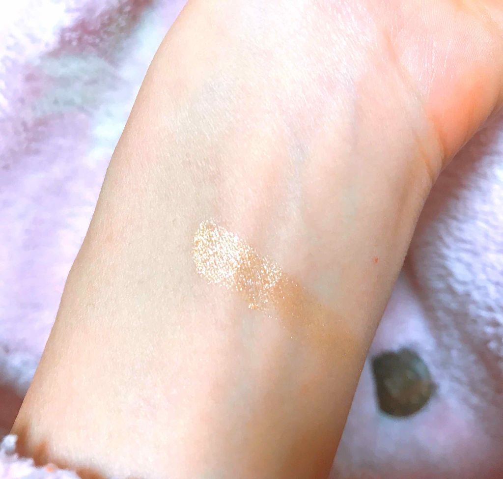 カラークイーン オイルシャドウ/ロレアル パリ/単色アイシャドウを使ったクチコミ(3枚目)