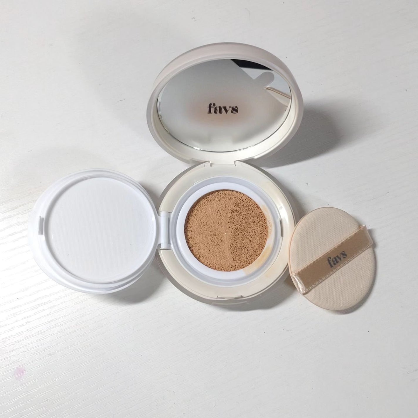 カーミンググロウアップクッションファンデーション/favs/リキッドファンデーションを使ったクチコミ(3枚目)