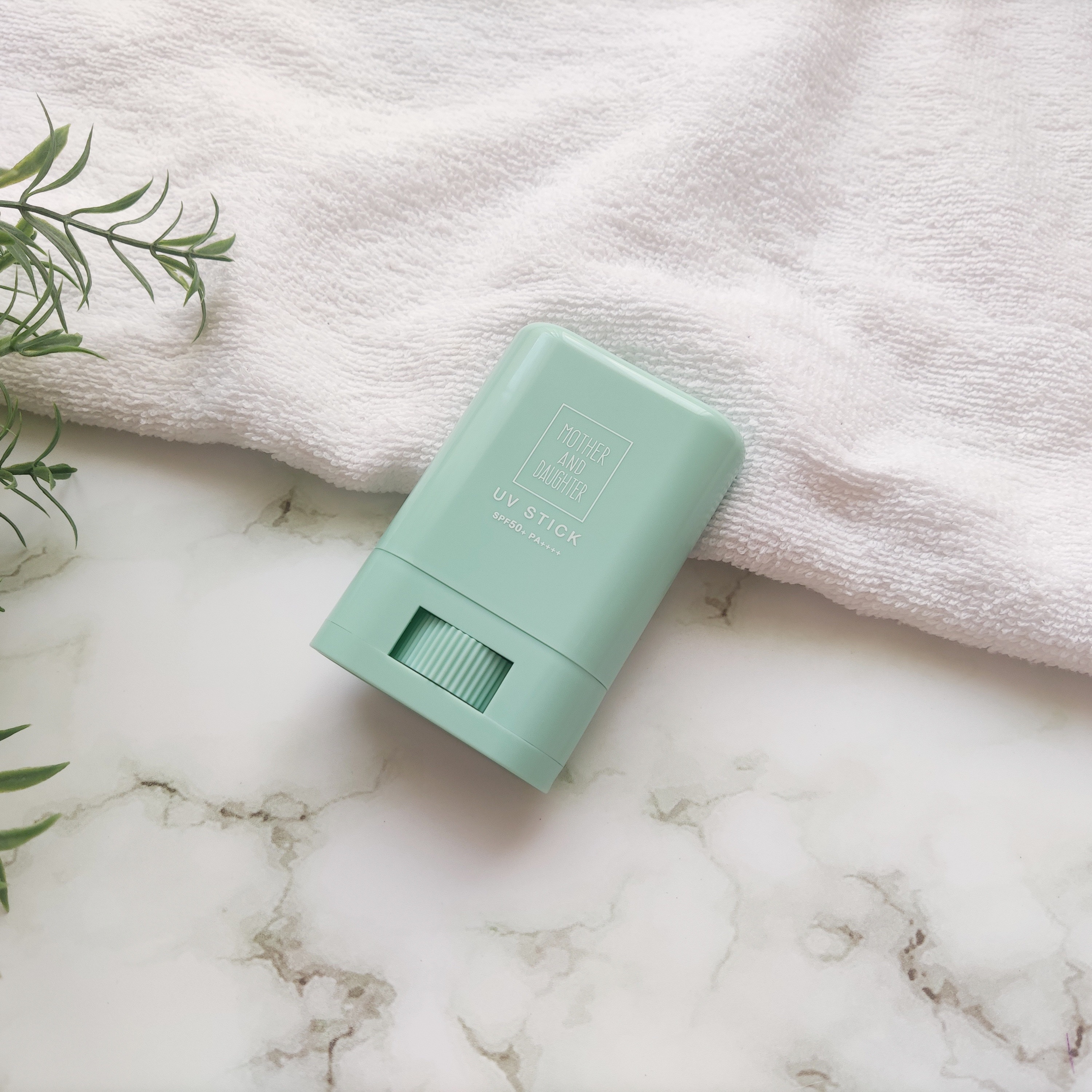 クリアUVスティック H/Mother&Daughter/日焼け止めスティックを使ったクチコミ（1枚目）