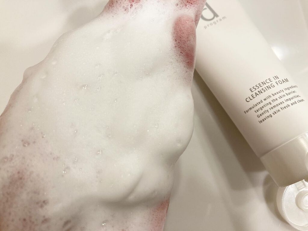 エッセンスイン クレンジングフォーム/d プログラム/洗顔フォームを使ったクチコミ(3枚目)