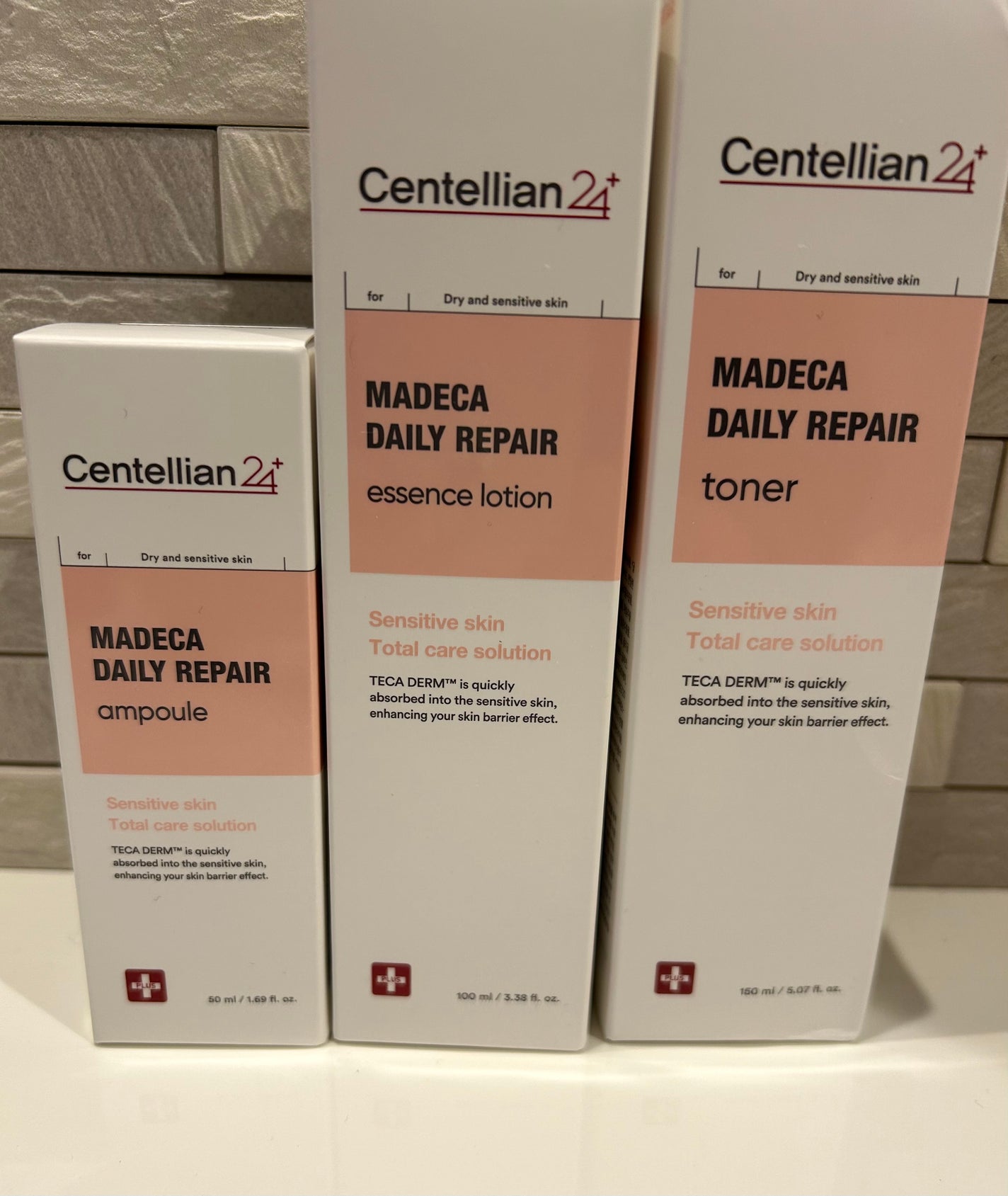 マデカデイリーリペアトナー/センテリアン24/化粧水を使ったクチコミ(1枚目)