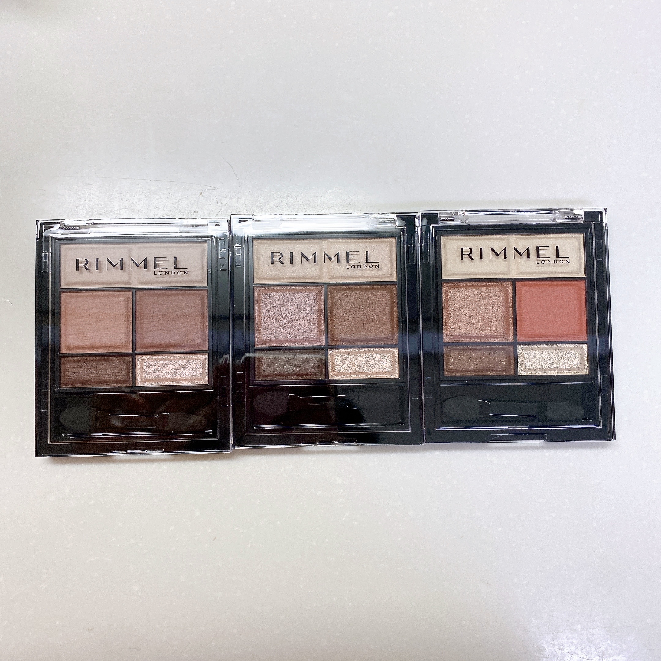 ワンダー スウィート アイシャドウ ソフトマット 005 グリーンアップルショコラ　(限定)/リンメル ロンドン/アイシャドウパレットを使ったクチコミ（1枚目）