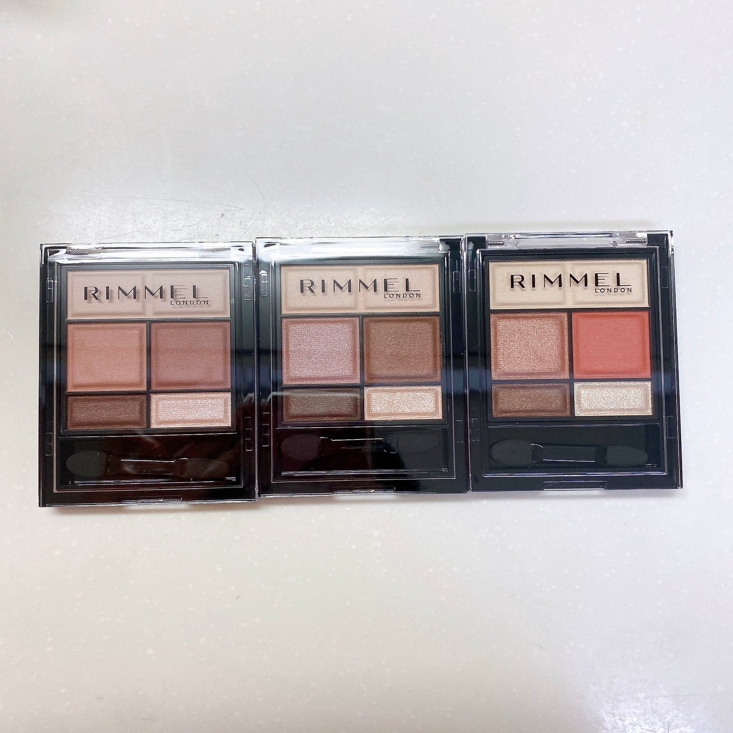 ワンダー スウィート アイシャドウ ソフトマット/リンメル ロンドン/アイシャドウパレットを使ったクチコミ(1枚目)