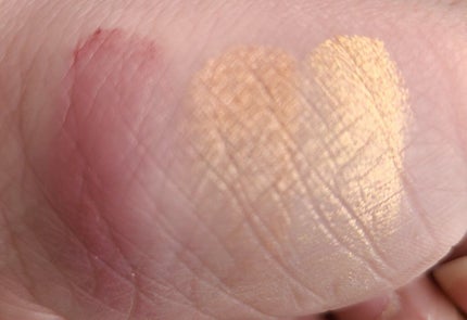 フラッシング アイス エクストラ ディメンション スキンフィニッシュ トリオ ミディアム ディープ/M・A・C/パウダーハイライトを使ったクチコミ(2枚目)