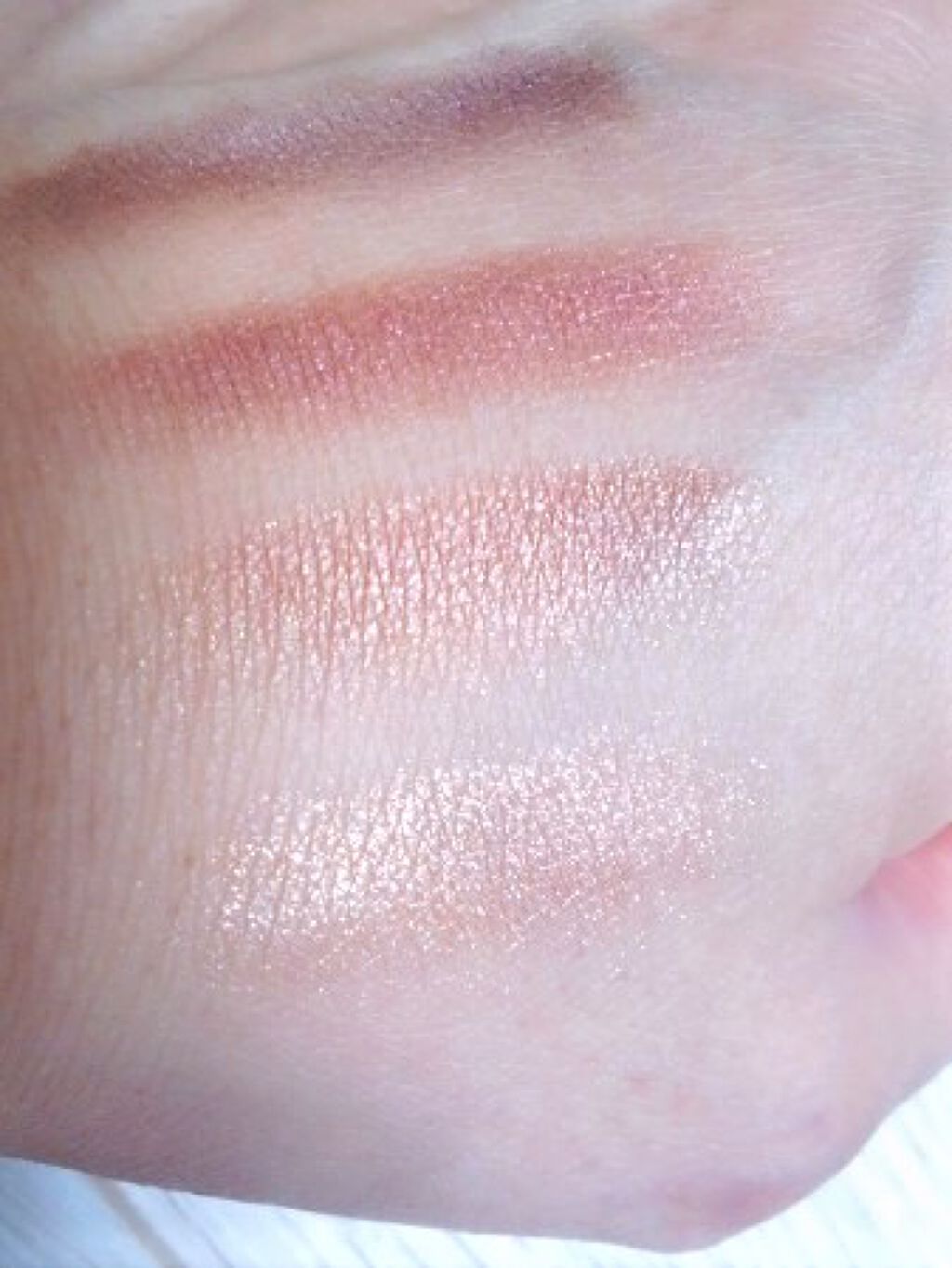 nonko on LIPS 「#トムフォード #アイシャドウ #ハネムーン上品なパール感のあ..」(2枚目)