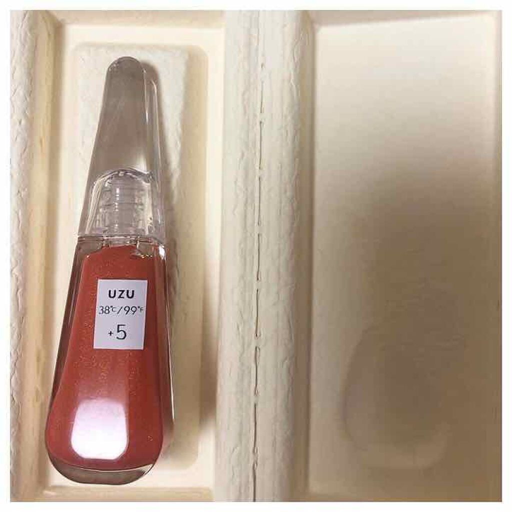 38°C / 99°F リップトリートメント (リップ美容液)/UZU BY FLOWFUSHI/リップケアを使ったクチコミ(1枚目)