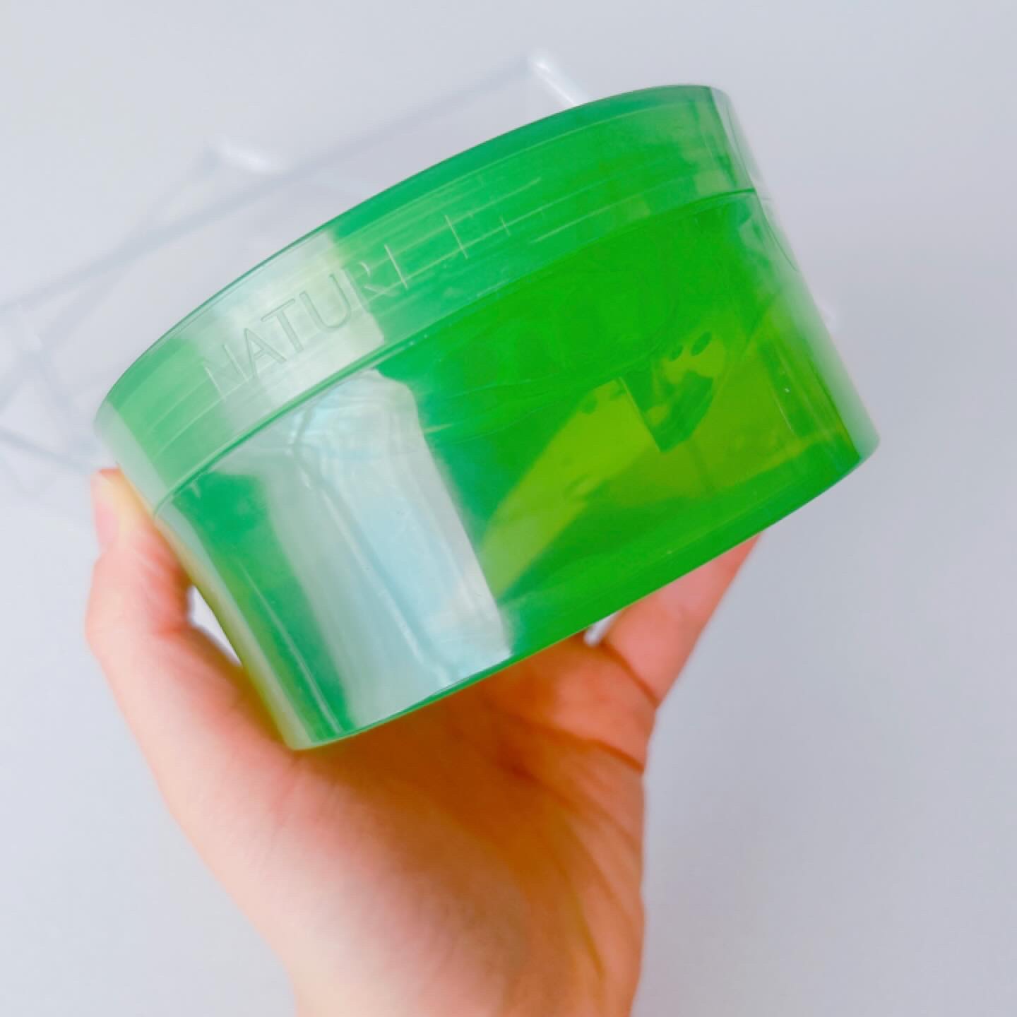 マイルド＆モイスチャーアロエジェル/ネイチャーリパブリック/ボディローションを使ったクチコミ（3枚目）