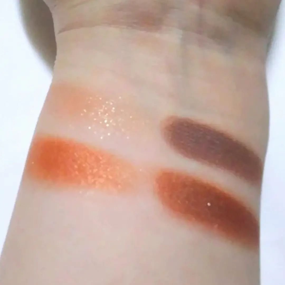 Lilytone 4色アイシャドウ/Lilytone/アイシャドウパレットを使ったクチコミ（3枚目）