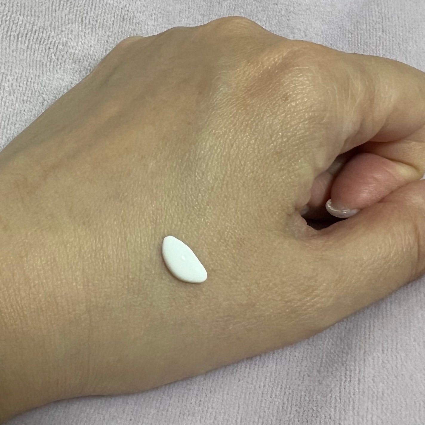 ビオレUV アクアリッチ ウォータリーホールドクリーム(水肌記憶UV)/ビオレ/日焼け止めクリームを使ったクチコミ(2枚目)