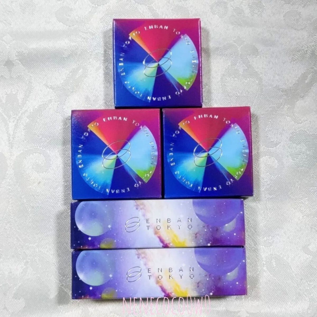 マルチグリッターカラー/ENBAN TOKYO/単色アイシャドウを使ったクチコミ（2枚目）