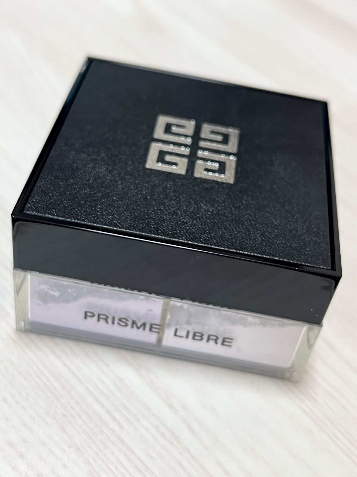 プリズム・リーブル/GIVENCHY/ルースパウダーを使ったクチコミ（2枚目）