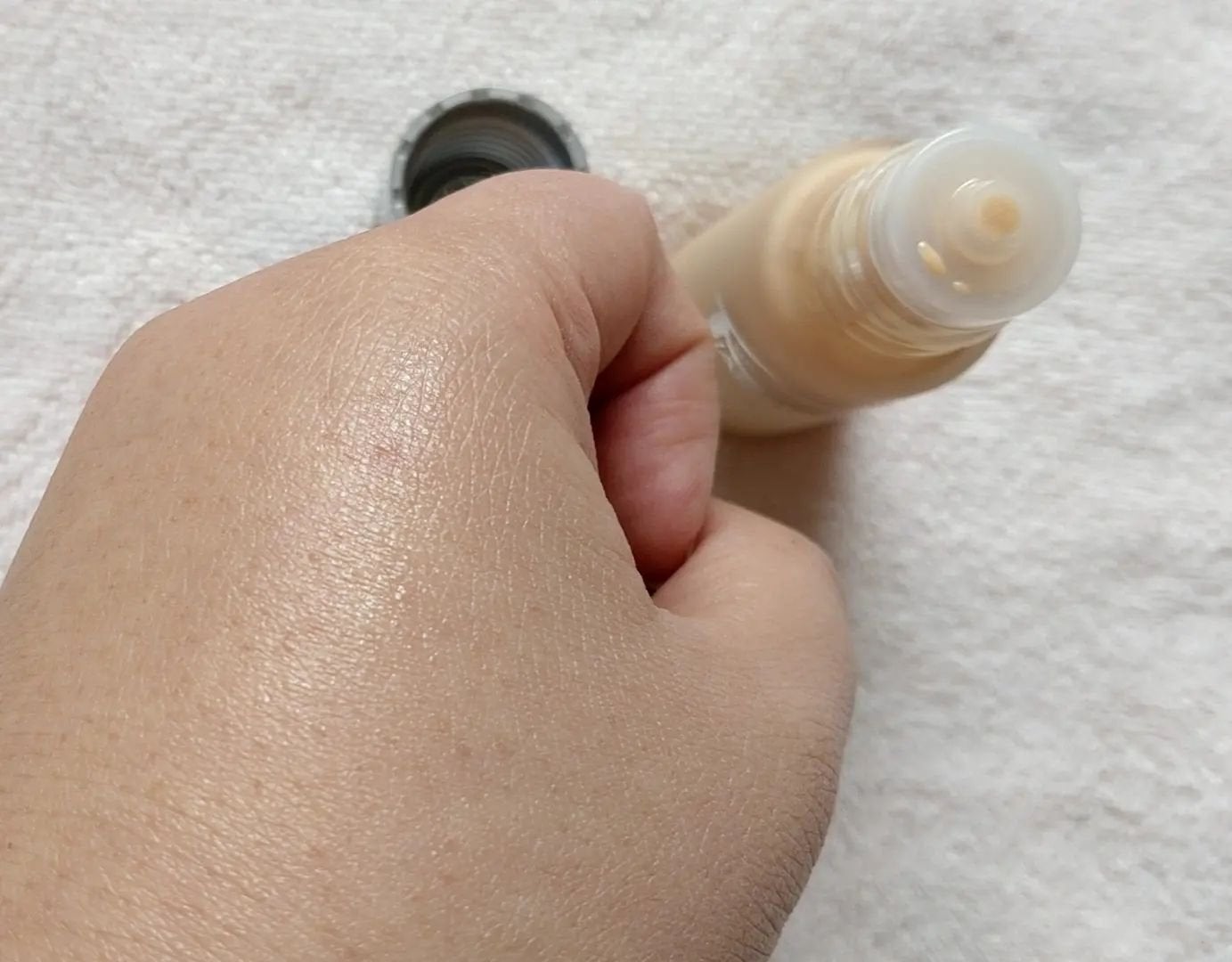 カラー (水おしろい)/ピアベルピア/リキッドファンデーションを使ったクチコミ(6枚目)