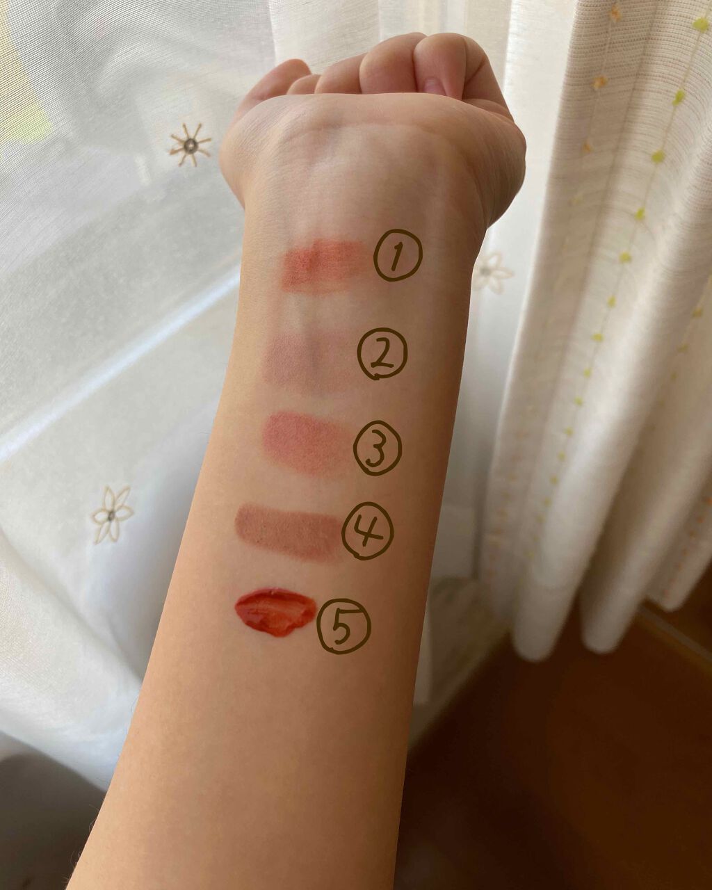 ジューシーラスティングティント/rom&nd/リップティントを使ったクチコミ（3枚目）