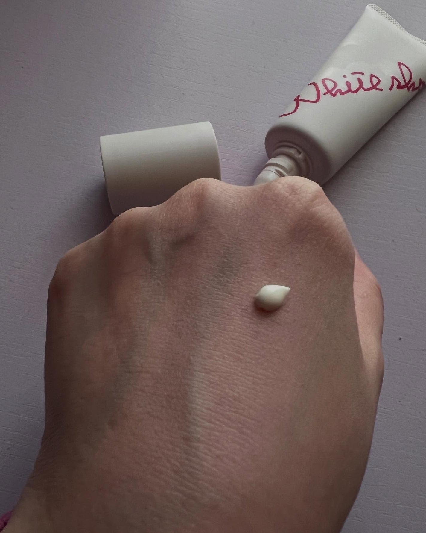 ホワイトショット セラムUV/ホワイトショット/日焼け止めクリームを使ったクチコミ(2枚目)