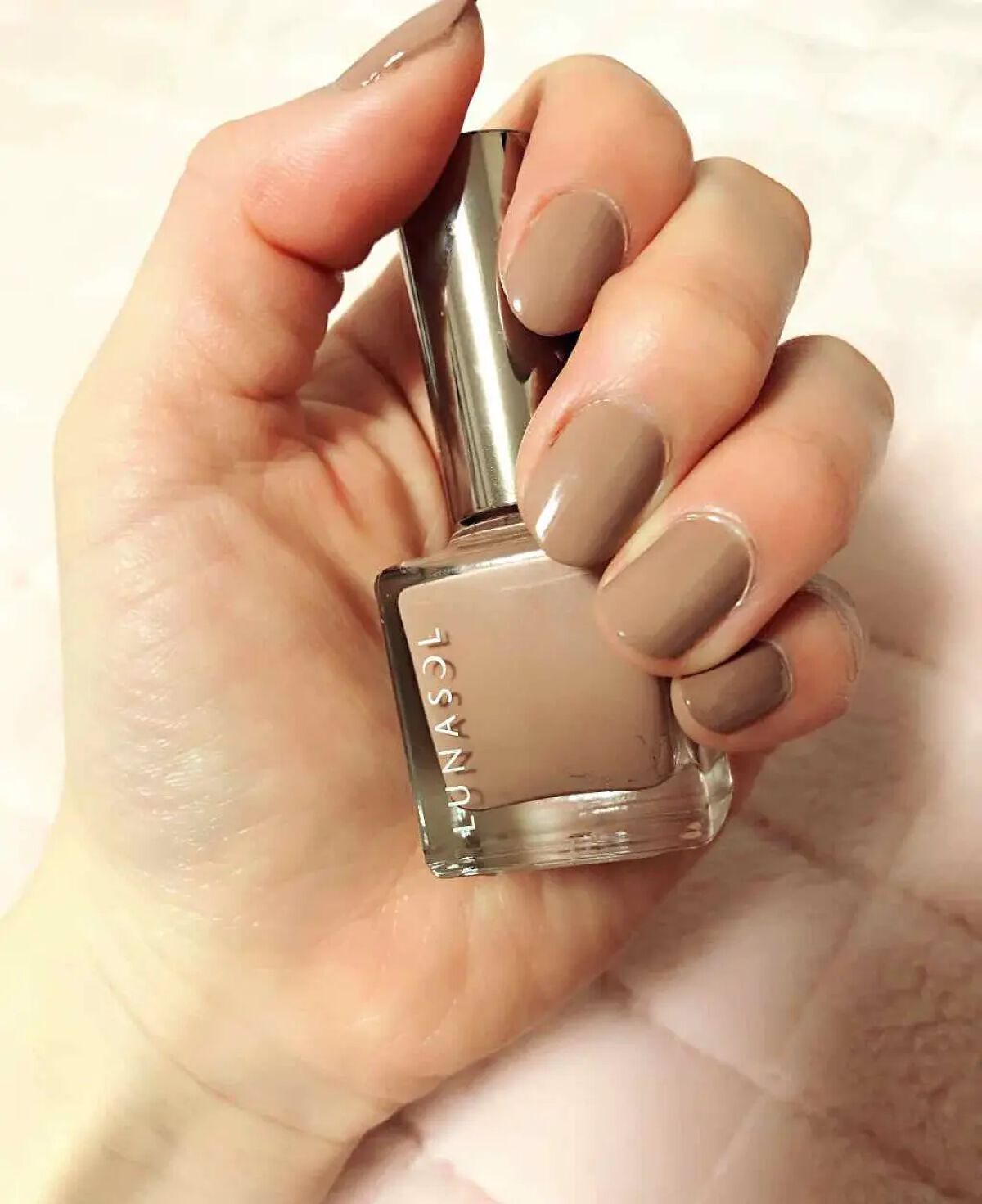 ネイルフィニッシュN 12 Medium Beige