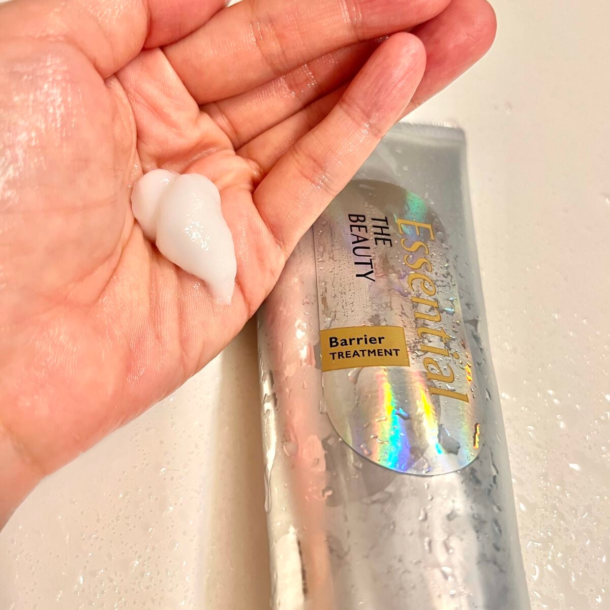 髪のキメ美容バリアトリートメント/エッセンシャル/洗い流すヘアトリートメントを使ったクチコミ(3枚目)