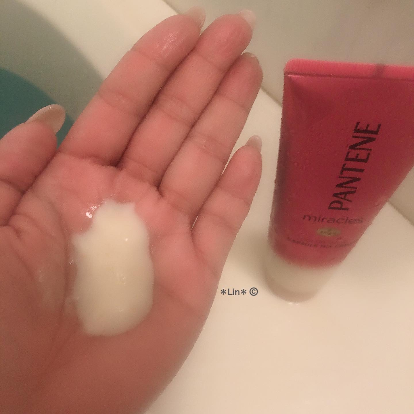 ミラクルズ カラーシャイン カプセルミックスクリーム/パンテーン/洗い流すヘアトリートメントを使ったクチコミ（2枚目）