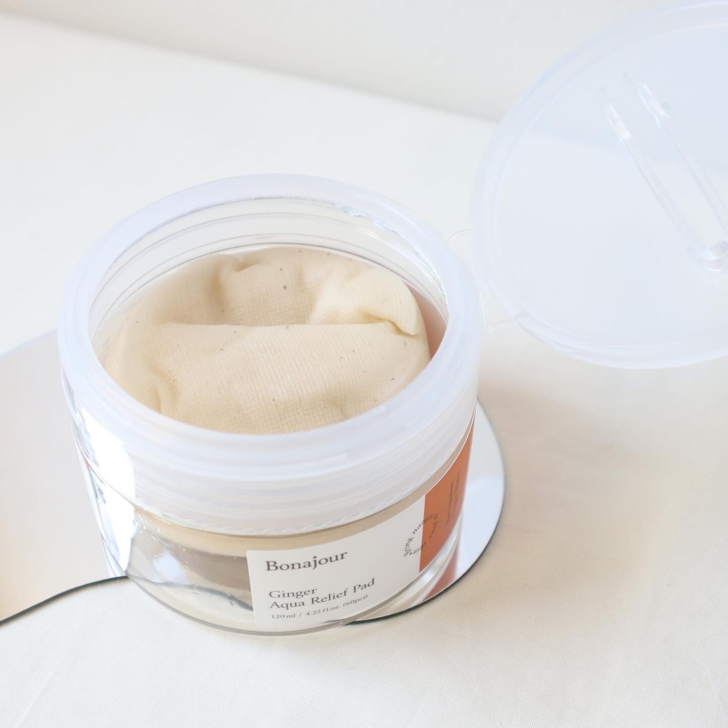 yuutt❁⃘*.フォロバ100 on LIPS 「.Bonajourジンジャーアクアリリーフパッド60枚たった1..」(4枚目)