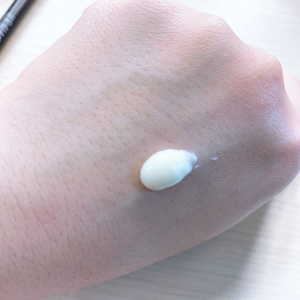 ブライトニングUVデイエッセンス/DEW/美容液を使ったクチコミ（2枚目）