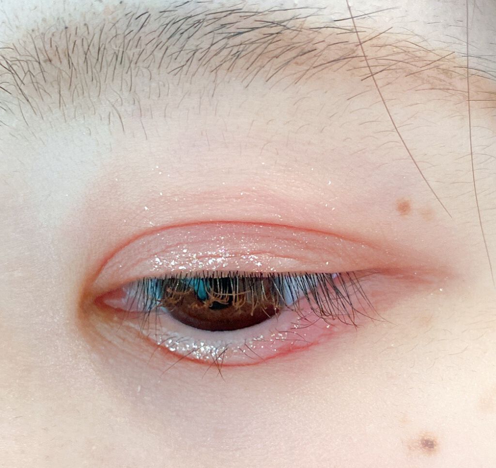 トゥインクル グリッター/innisfree/リキッドアイライナーを使ったクチコミ(4枚目)