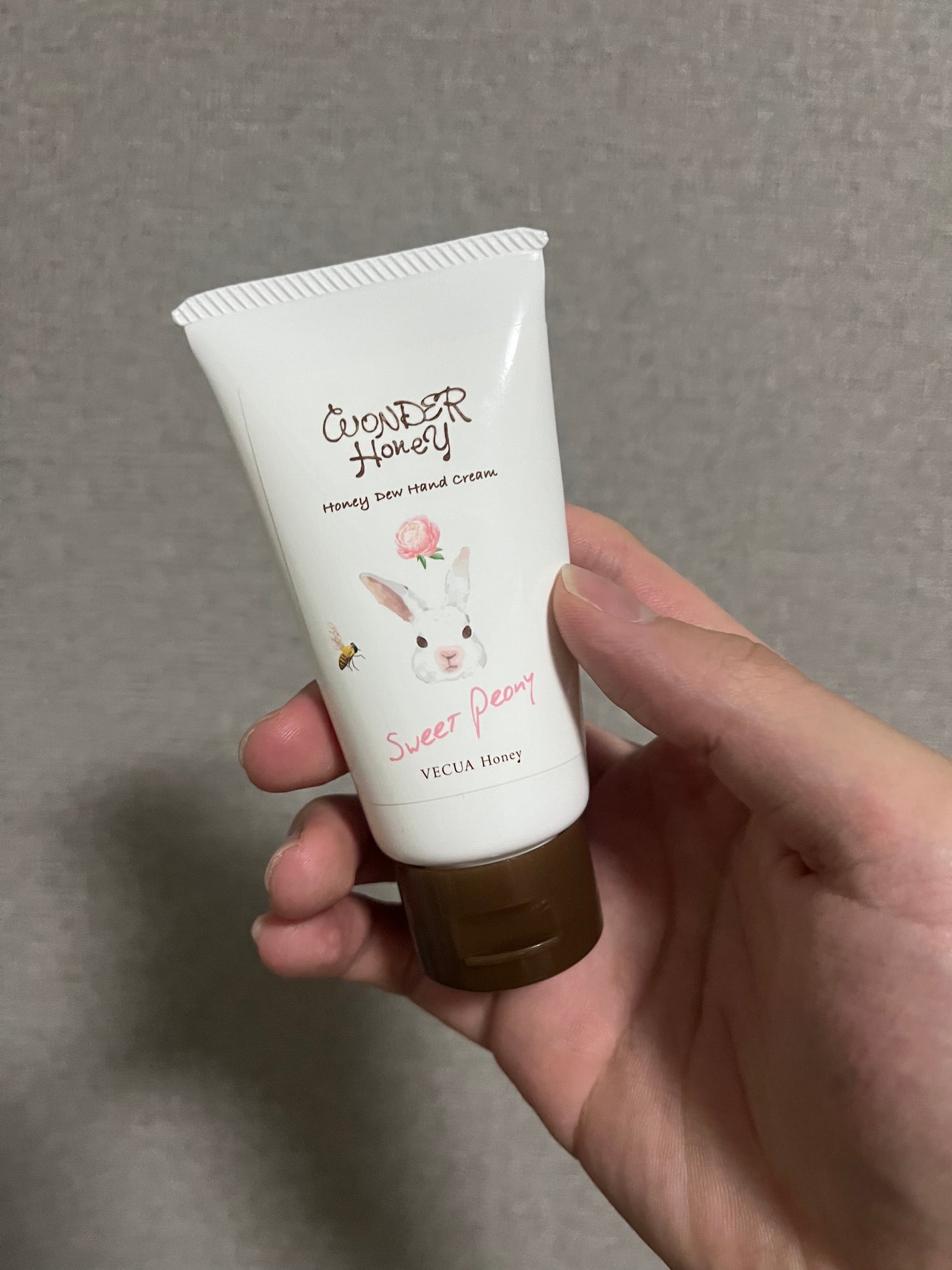 ワンダーハニー とろとろハンドクリーム スウィートピオニー/VECUA Honey/ハンドクリームを使ったクチコミ(1枚目)