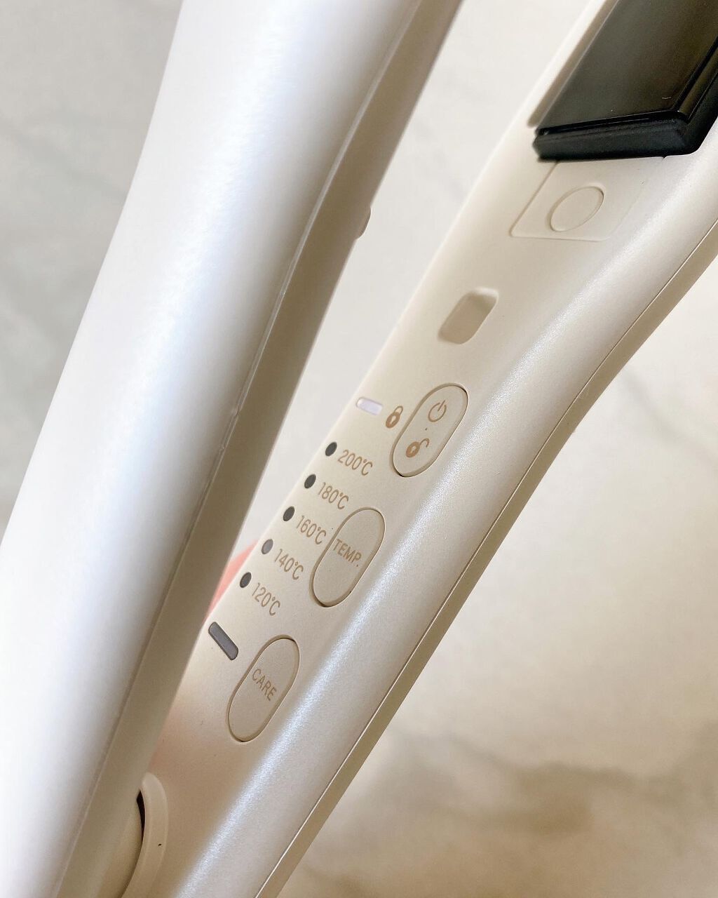 プリヴィレージュ シルクミラーストレート MHS-2410/mod's hair/ストレートアイロンを使ったクチコミ(2枚目)