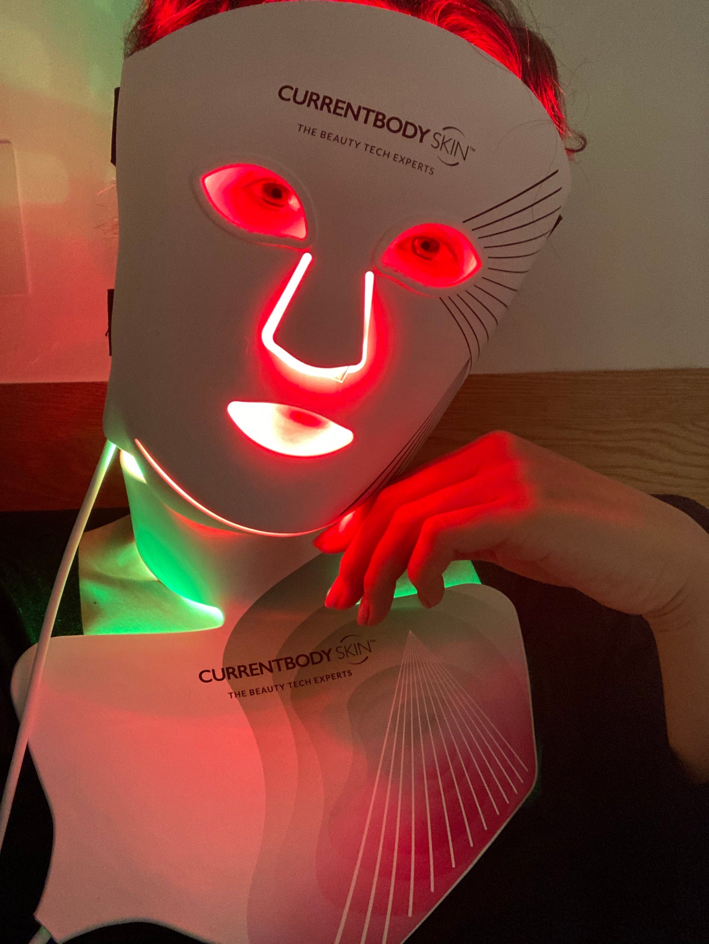 CurrentBody Skin LEDライトセラピーマスク シリーズ2 試してみた】LEDライトセラピーマスク シリーズ2 CurrentBodyの
