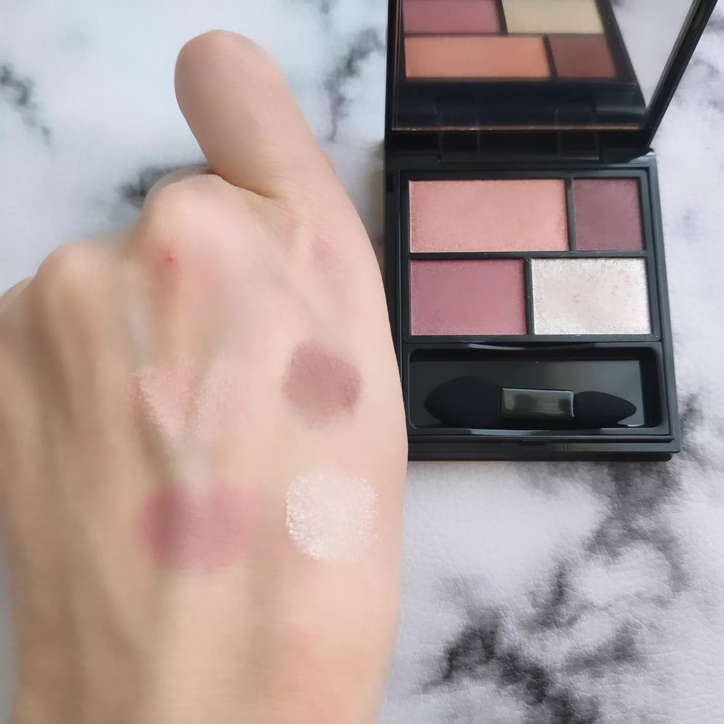 D-パレットアイシャドウ/D-RAY/アイシャドウパレットを使ったクチコミ(4枚目)