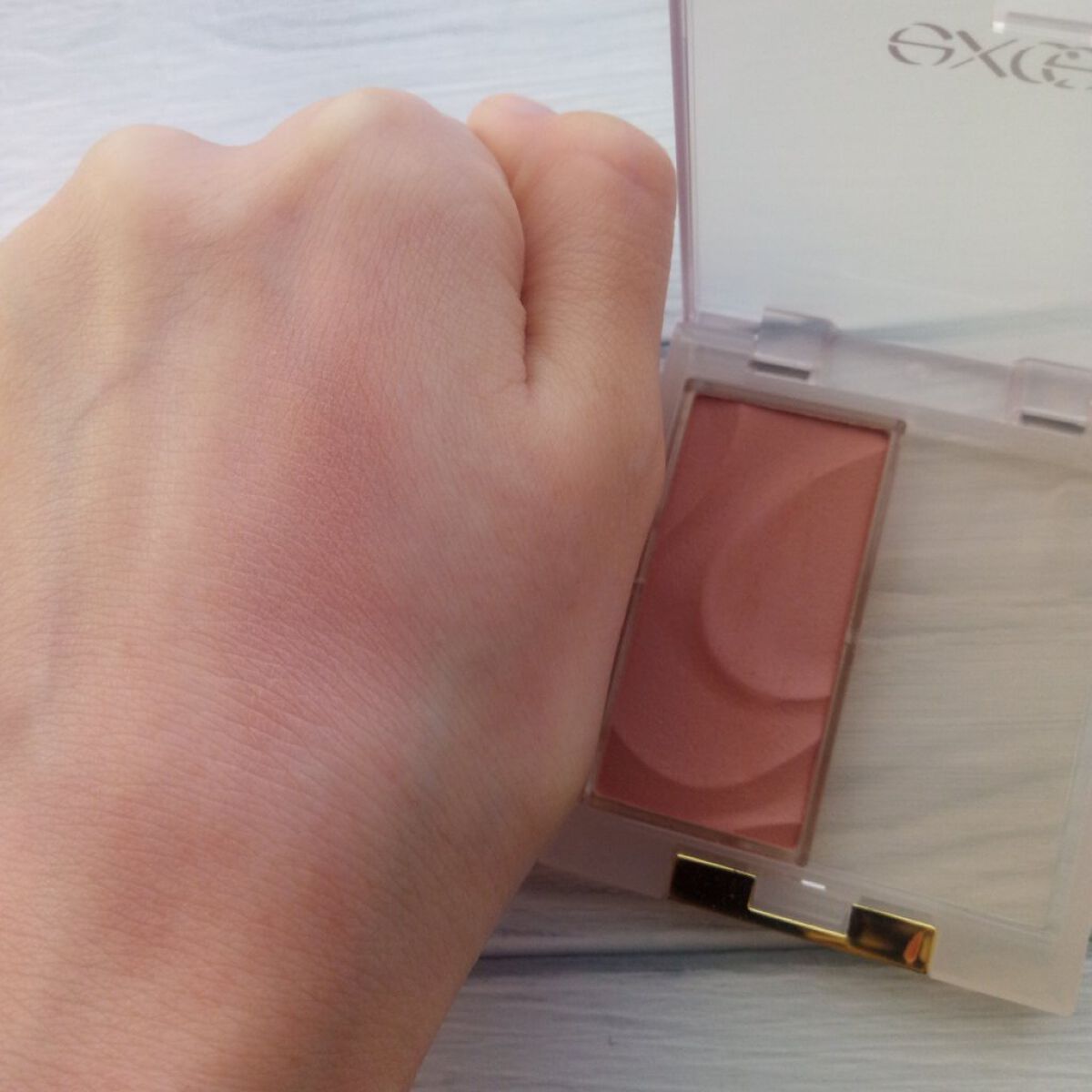 シームレストーン ブラッシュ/excel/パウダーチークを使ったクチコミ(2枚目)