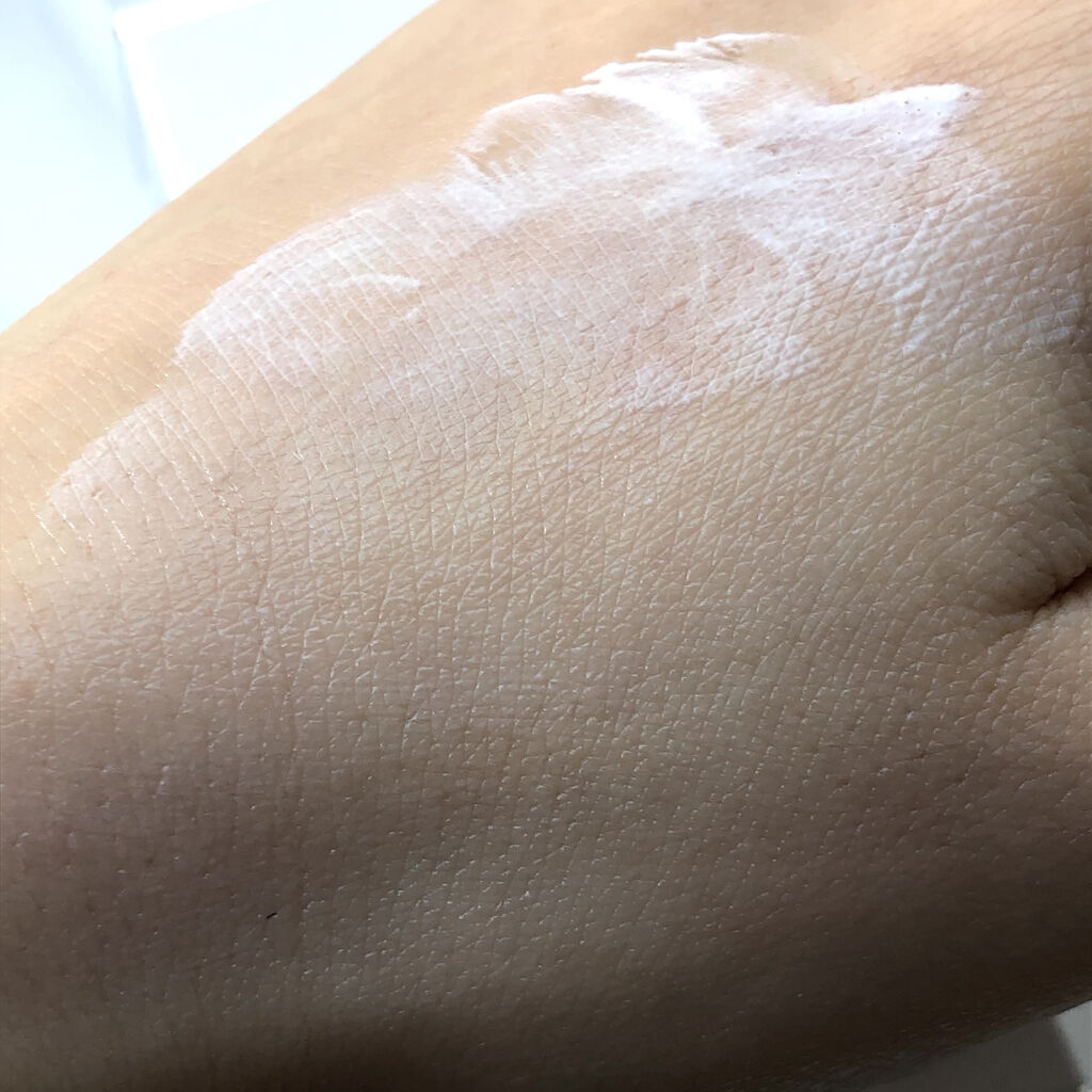 【旧】スノー アルティメット ＵＶシールド 50＋/Dior/日焼け止めミルクを使ったクチコミ（3枚目）