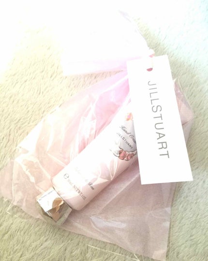 リラックス ハンドクリーム V/JILL STUART/ハンドクリームを使ったクチコミ(1枚目)