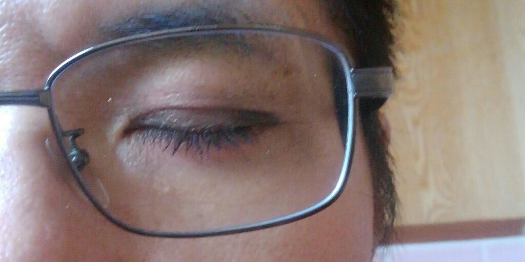 media リキッドアイブロウAのクチコミ「げっ　逆さまじゃん(笑)

ダークブラウン　筆ペン　発色良いですね～

100均　より　勝って.....」（2枚目）