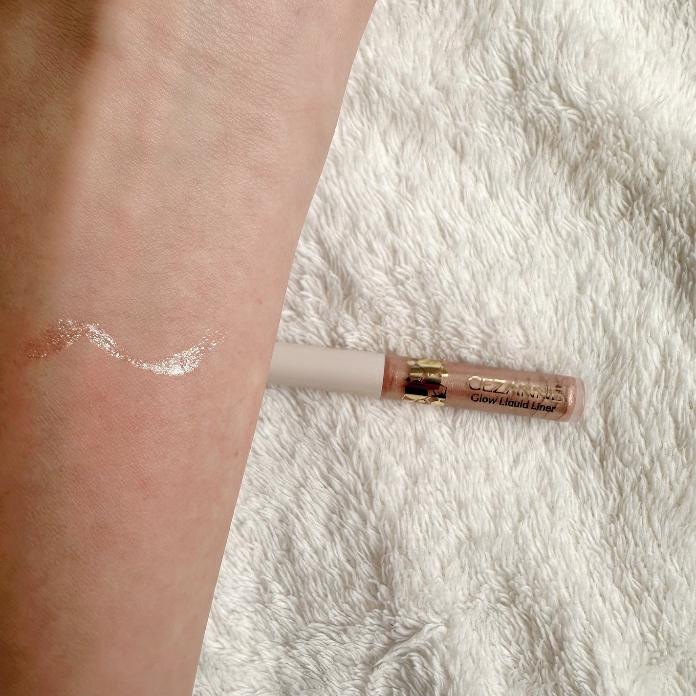 グロウリキッドライナー/CEZANNE/リキッドアイライナーを使ったクチコミ(4枚目)