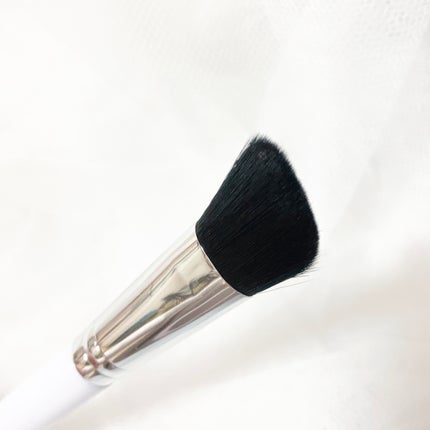 アイデイト シェーディングブラシ/IDATE/メイクブラシを使ったクチコミ(4枚目)