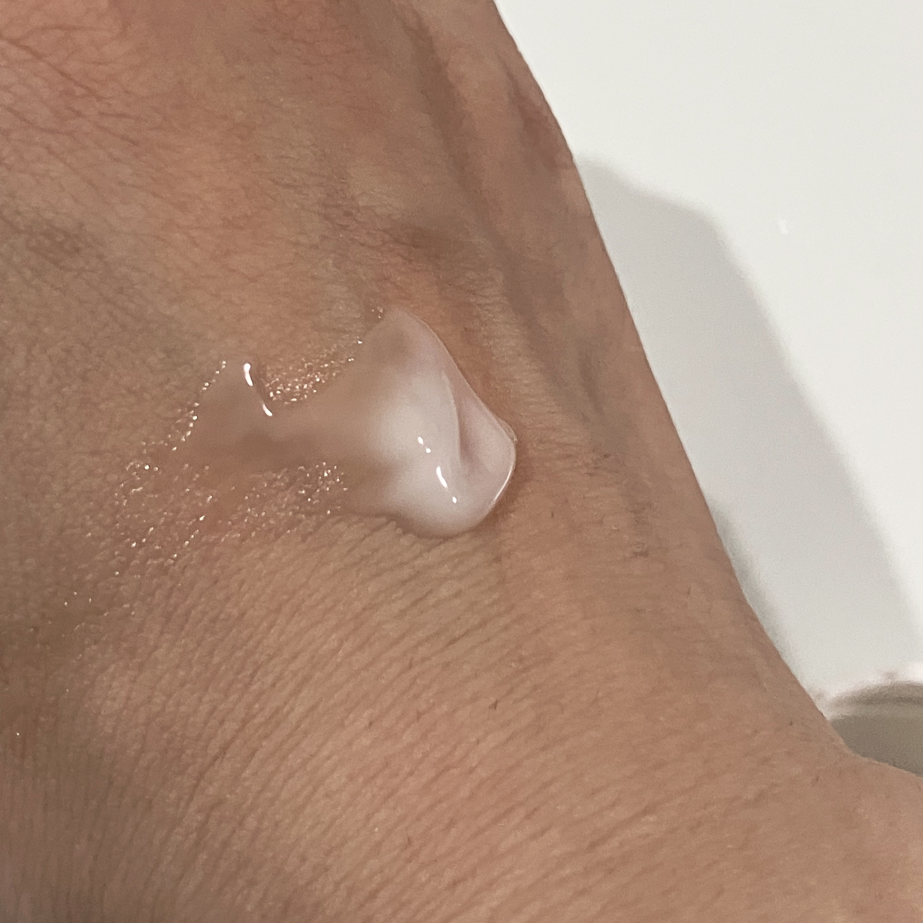 乾燥さん 薬用しっとりクリーム 【医薬部外品】/乾燥さん/フェイスクリームを使ったクチコミ（3枚目）