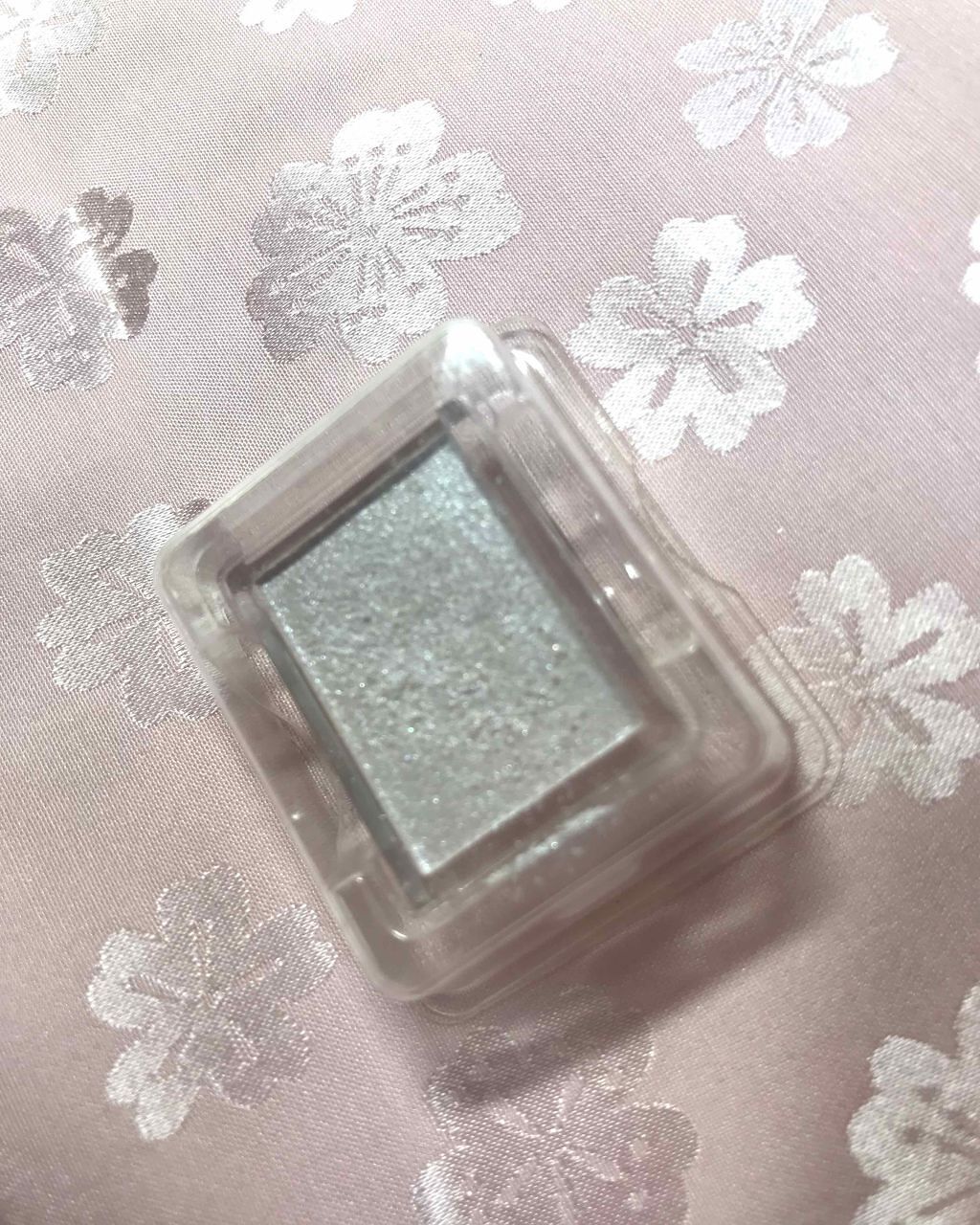 アイカラー/ettusais/単色アイシャドウを使ったクチコミ(3枚目)