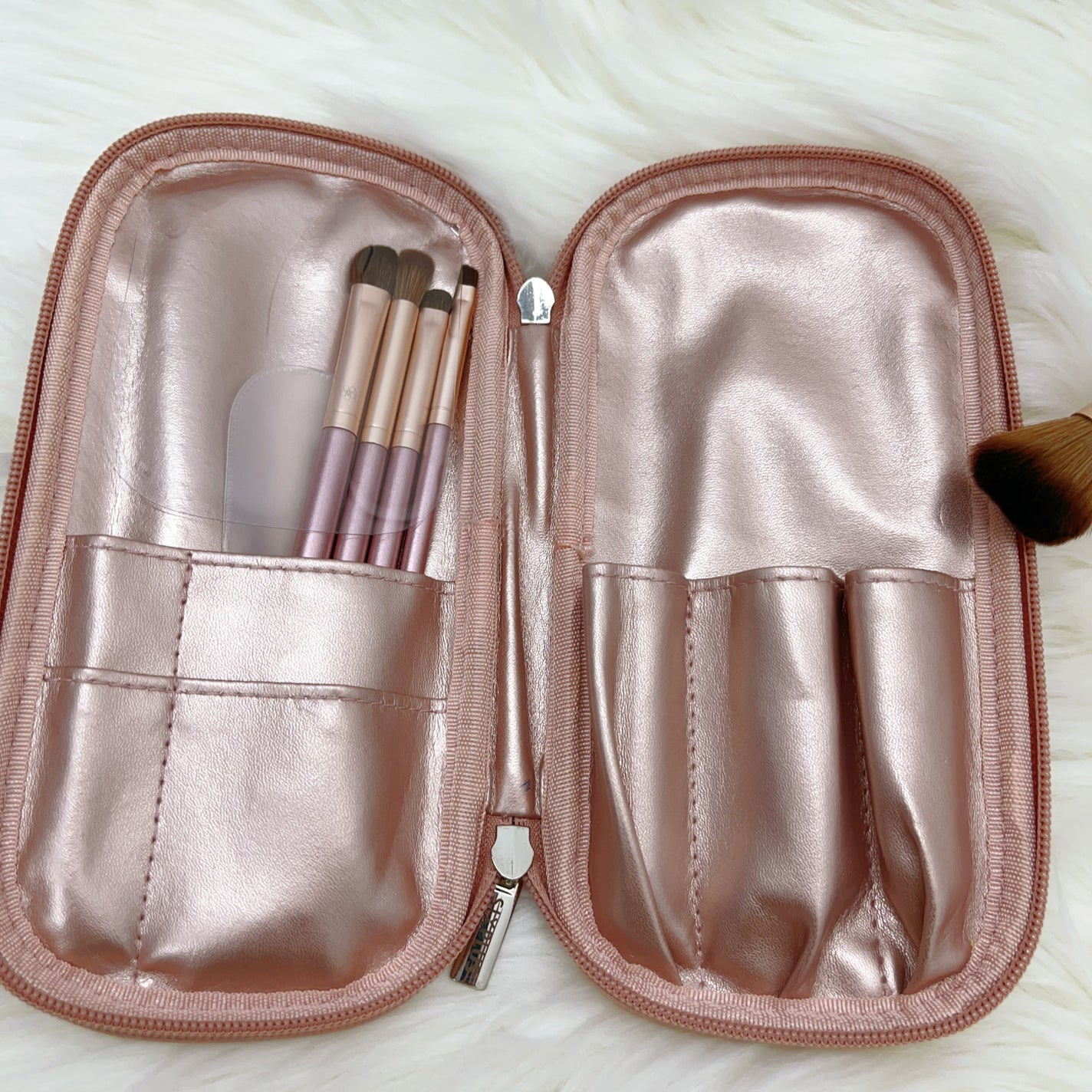 ブラックメイクブラシ8本セット-Dawnシリーズ/SIXPLUS/メイクブラシを使ったクチコミ(2枚目)