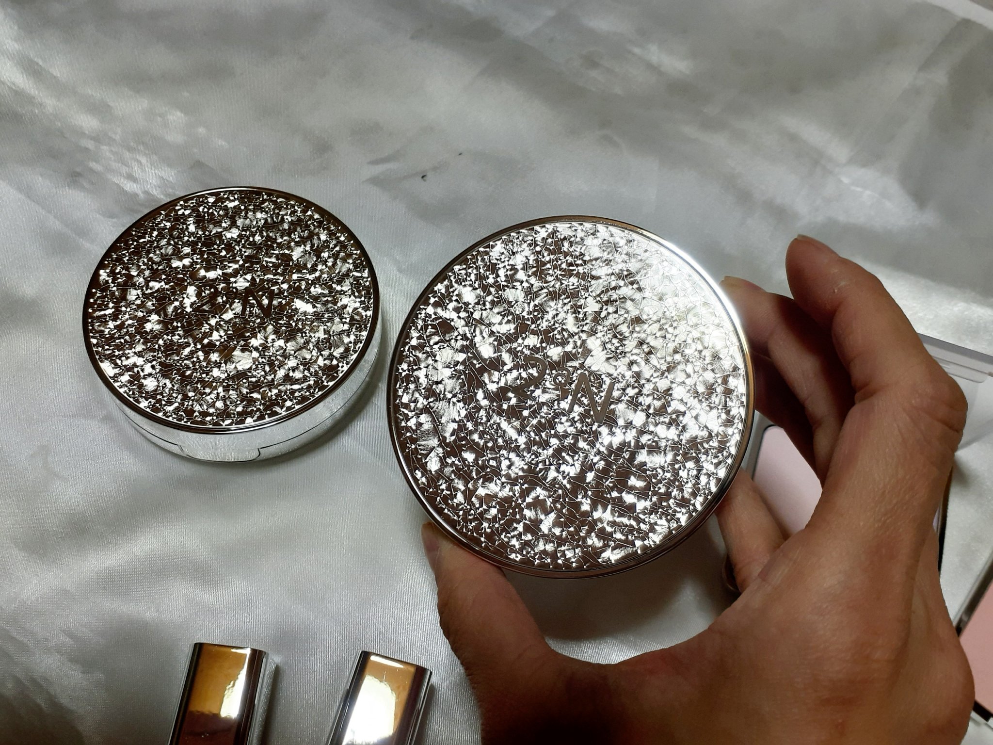 グリーミングテンションパクト/2aN/クリーム・エマルジョンファンデーションを使ったクチコミ（2枚目）