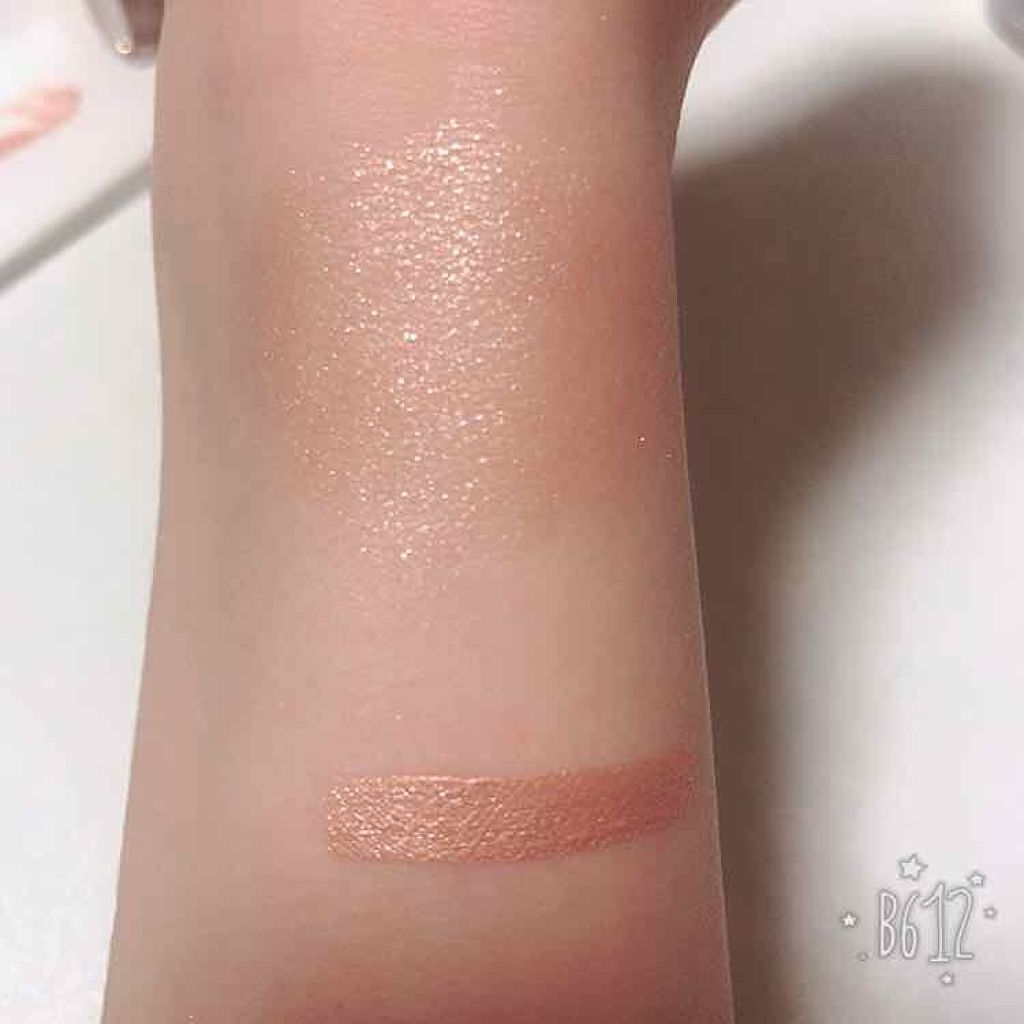 スパークリングアイグロス/スウィーツ スウィーツ/リキッドアイシャドウを使ったクチコミ（2枚目）